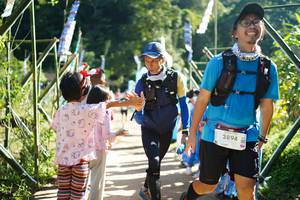 BIB: 2894
                            <button type="button" onclick="openModal(19045309)" class="btn btn-primary btn-sm float-right btn-popup" data-toggle="modal" data-target=".modal-high-quality">
                        <i class="fas fa-shopping-cart"></i> Add to Cart
                    </button>
                                            <button type="button" onclick="isThisMe(19045309, true)" class="btn btn-success btn-sm float-right btn-popup btn-isme hidden" data-toggle="tooltip" data-placement="bottom" title="นี่คือรูปของคุณใช่ไหม คลิกที่นี่เพื่อเอาเข้าอัลบั้ม">
                        <i class="fas fa-plus"></i> Add to album
                    </button>
                    <button type="button" onclick="isThisMe(19045309, false)" class="btn btn-warning btn-sm float-right btn-popup btn-isnotme hidden">
                        <i class="fas fa-ban"></i> Remove from album
                    </button>